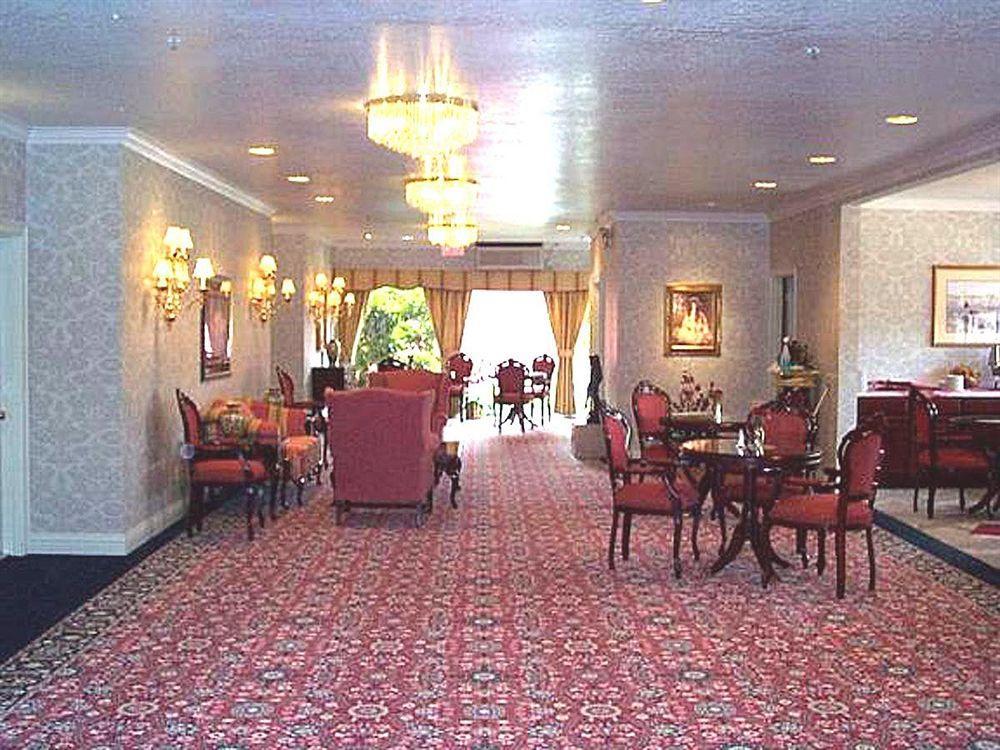Carlyle Hotel Campbell Dalaman gambar
