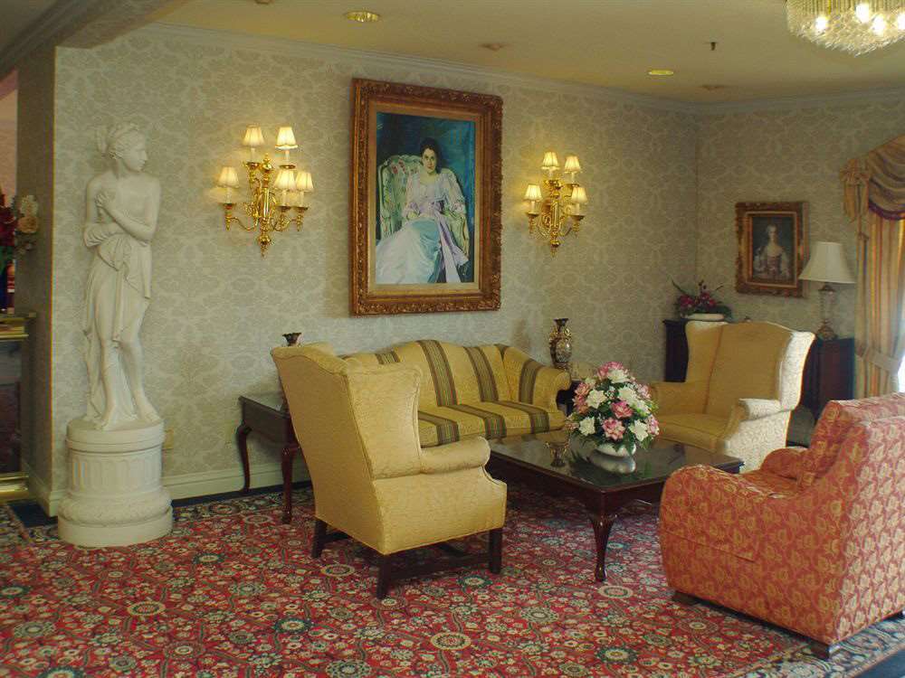 Carlyle Hotel Campbell Dalaman gambar